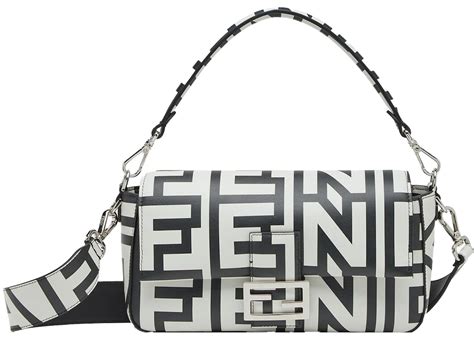 marc jacobs fendi baguette.